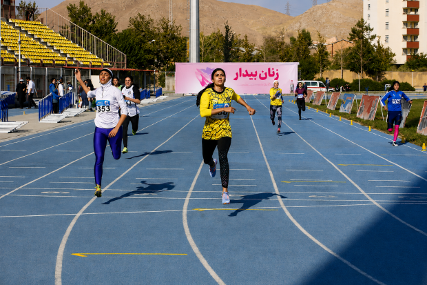 بانوی دونده کردستانی در مرحله دوم مسابقات دوومیدانی جایزه بزرگ بانوان کشور خوش درخشید و با کسب مدال طلای ماده ۴۰۰ متر بامانع، عنوان قهرمانی این رقابت‌ها را به نام خود ثبت کرد.
