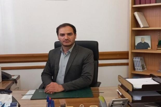 سنندج- مدیر ستاد هماهنگی کانون‌های فرهنگی هنری مساجد کردستان با اشاره به برگزاری دوره‌های آموزشی برای اعضای کانون‌های مساجد، گفت: مساجد به پایگاه کشف استعدادهای هنری نوجوانان تبدیل می‌شوند.