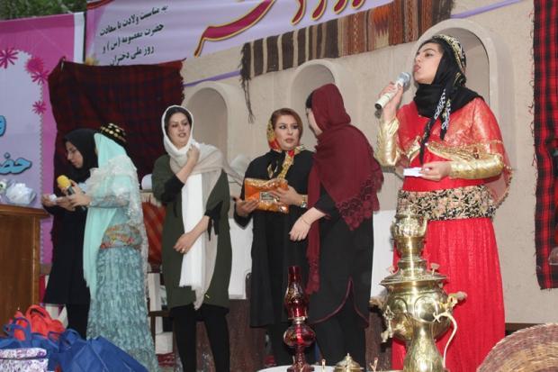 در سرزمینی که واژه‌ها گاه گم می‌شوند در هیاهوی سیاست و پروژه و وعده، زنانی خاموش اما پرتپش، در بوکان با قلم و ساز و رنگ، فرهنگی را ساخته‌اند که جان شهر را گرم نگه داشته است. آن‌ها بی‌آنکه نامی در تیتراژها داشته باشند، نبض هنر و ادب این دیارند؛ روایت‌گران بی‌ادعای شهری که اگر زن هنرمندش نبود، دل‌مشق‌هایش سال‌هاست فراموش شده بود.