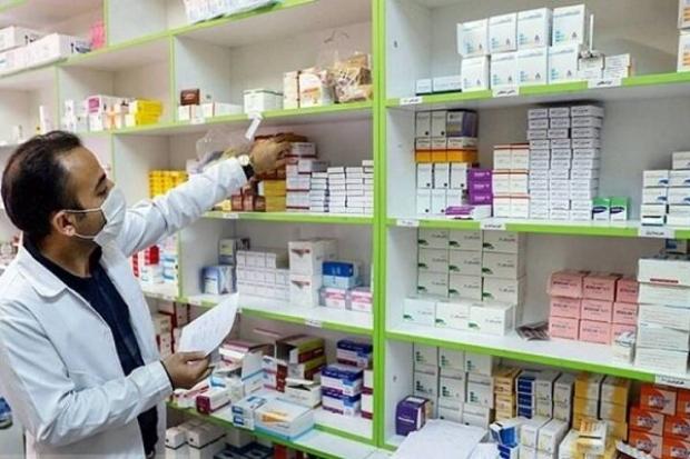 سرانجام تلاش های هیئت مدیره هفتم انجمن داروسازان ایران به ثمر نشست و قرارداد بیمه‌ها با داروخانه‌ها اصلاح شد.