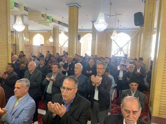 اقامه  نماز عید فطر در سرتاسر آذربایجان شرقی